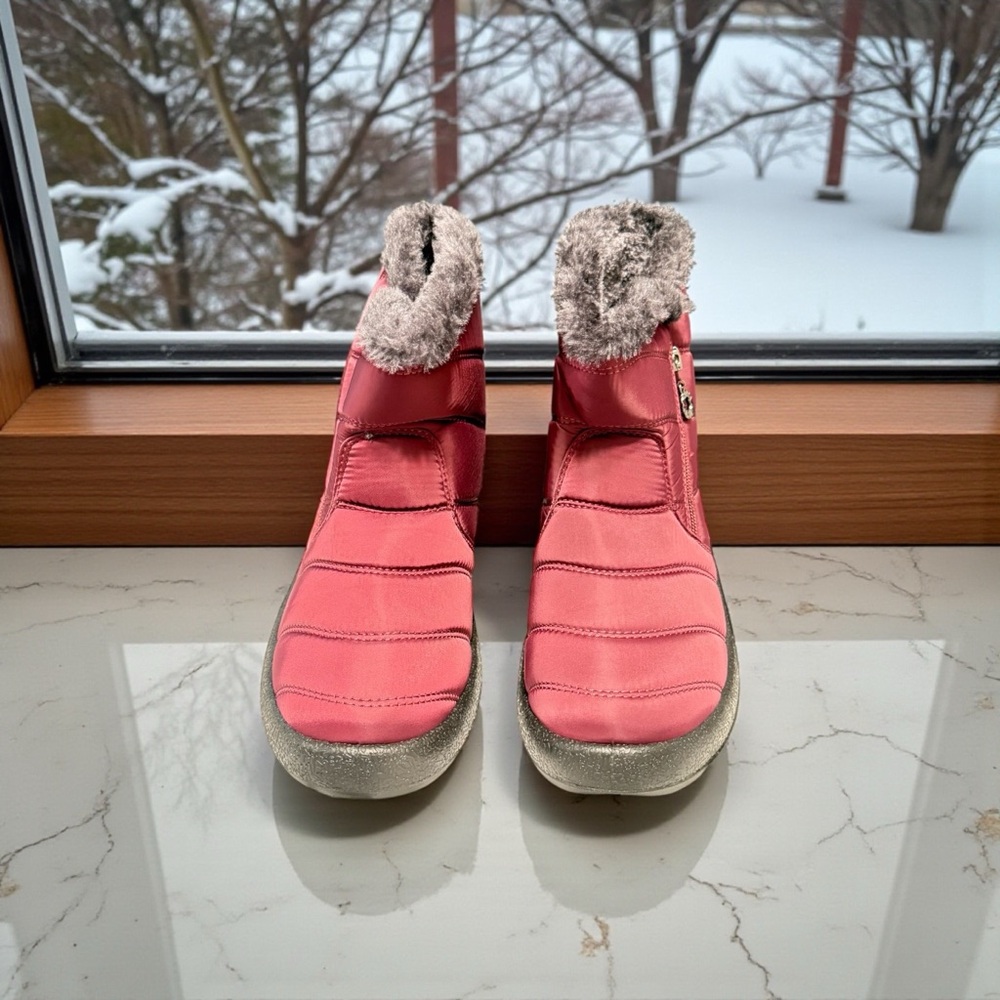 Dream Paris Women's purple or red wine Winter Boots. NWT. fast 🚚📦size 7.5